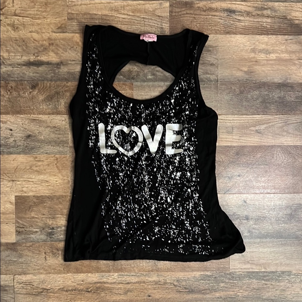 Chic Black and White Love Graphic Tank Top